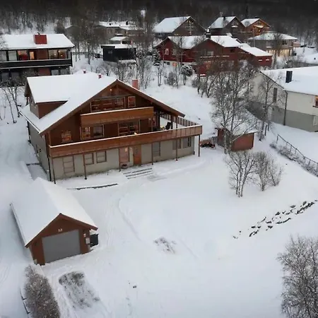 Apartment I Rolig Gate Med Utsikt Og Gratis Parkering