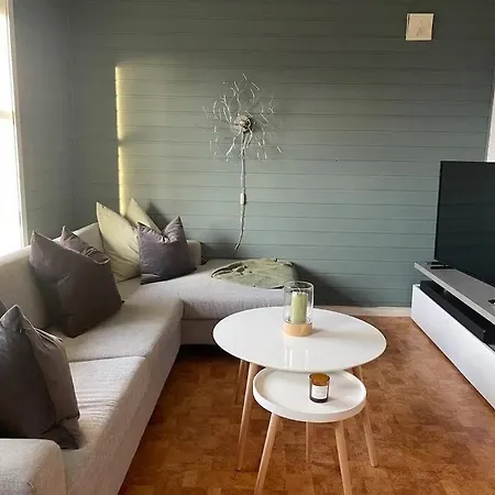 I Rolig Gate Med Utsikt Og Gratis Parkering Apartment