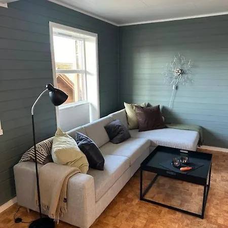 I Rolig Gate Med Utsikt Og Gratis Parkering *